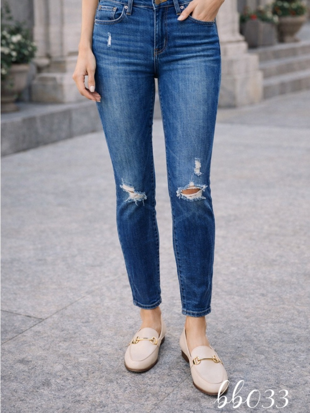 Lucky Brand Bridgette Skinny Jeans – Size 6/28 | Dark Wash Distressed - Picture 3 of 6